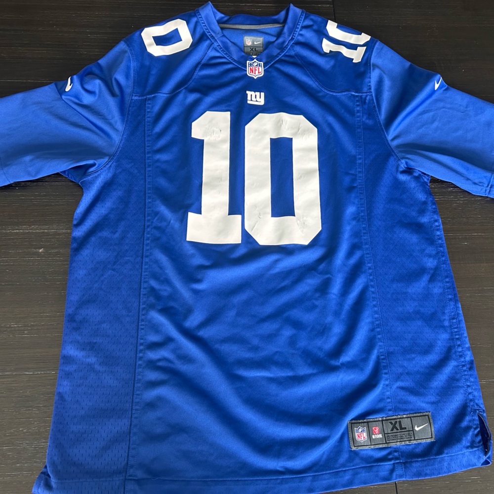 NFL Eli Manning New York Giants Jersey size Xl minor tear on front